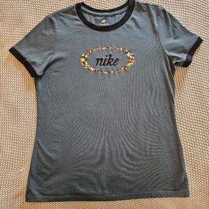 The Nike Tee Women's Classic Logo Blue Black Floral Short Sleeve Tee Large